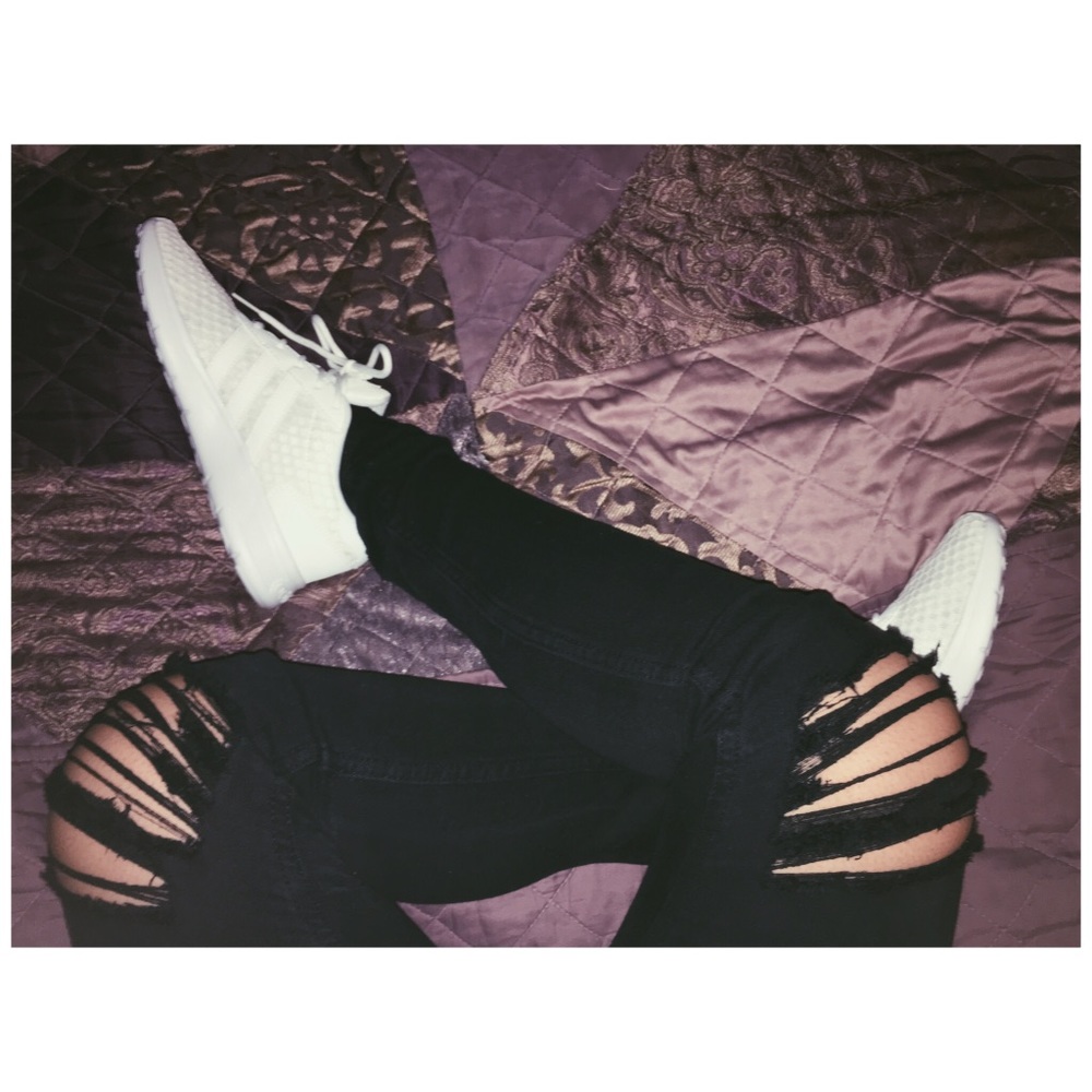 Adidas White Lite Racer Shoes/Sneakers